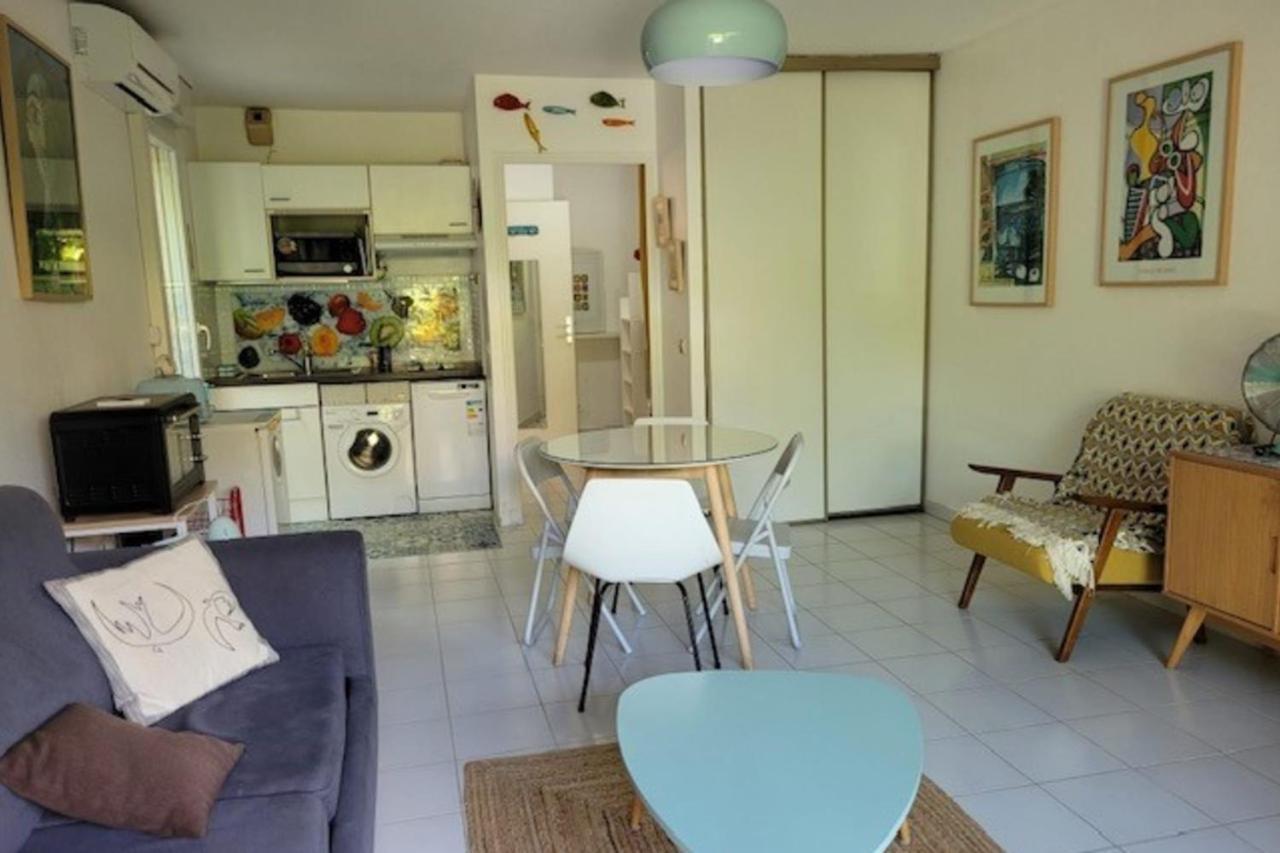 Nice Studio 30 M With Terrace And Pool Antibes Exterior foto